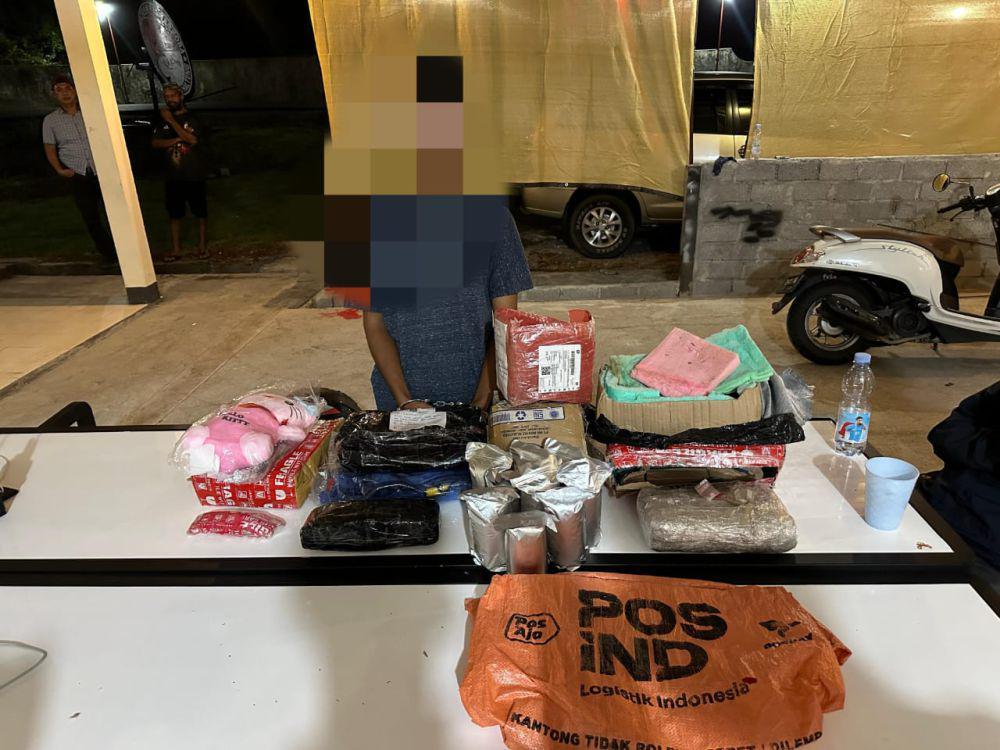 Polres Maluku Tengah Tangkap Kurir Ganja Jaringan Antarprovinsi