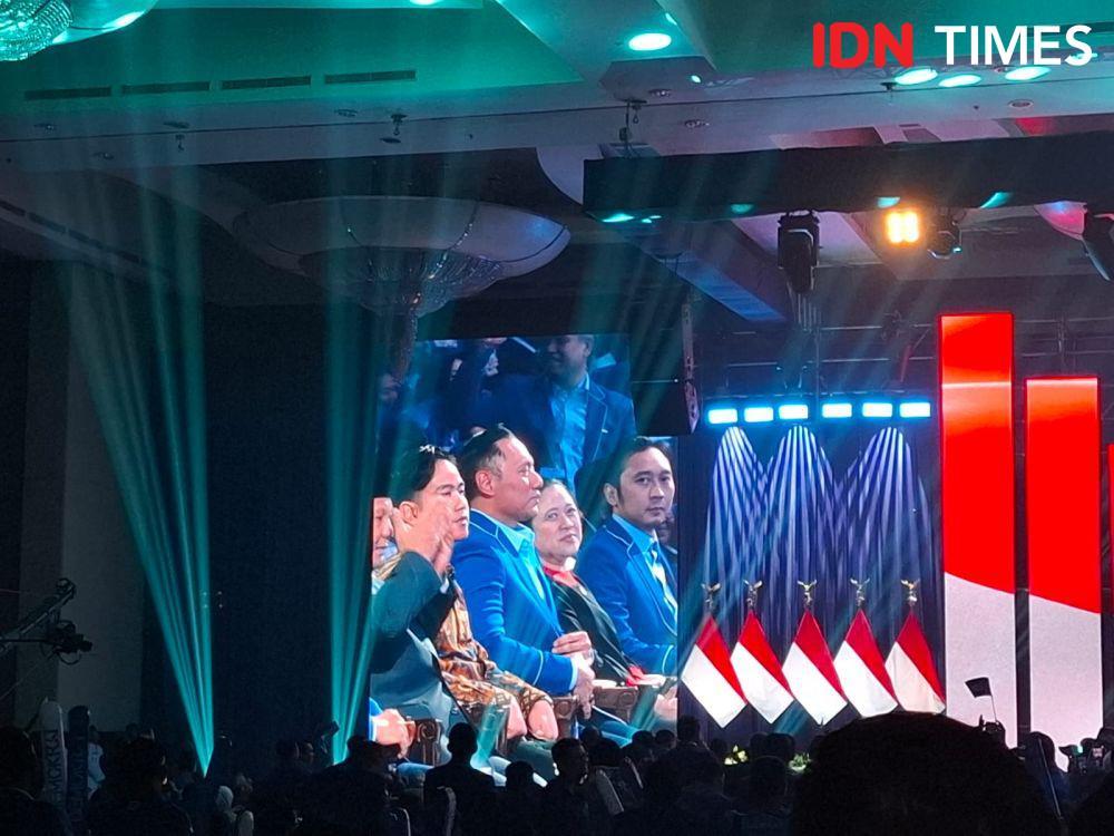Puan Maharani Diapit AHY dan Ibas di Acara Kongres VI Demokrat