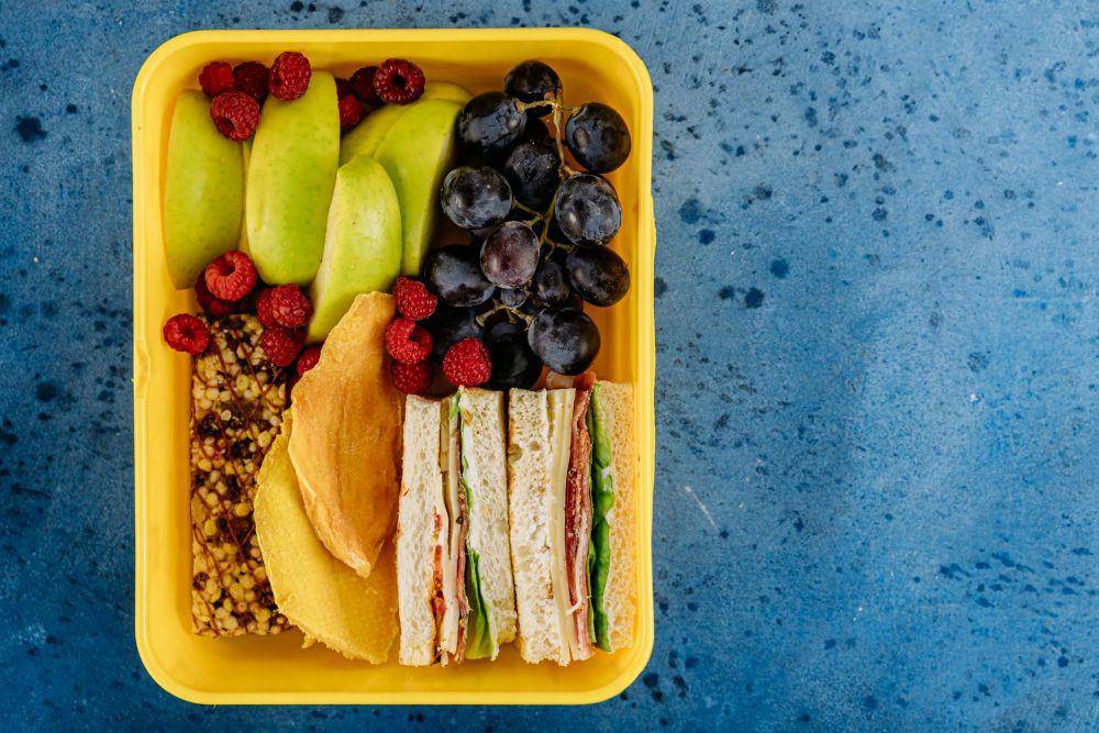 Ilustrasi bekal makanan (pexels.com/Antoni Shkraba)