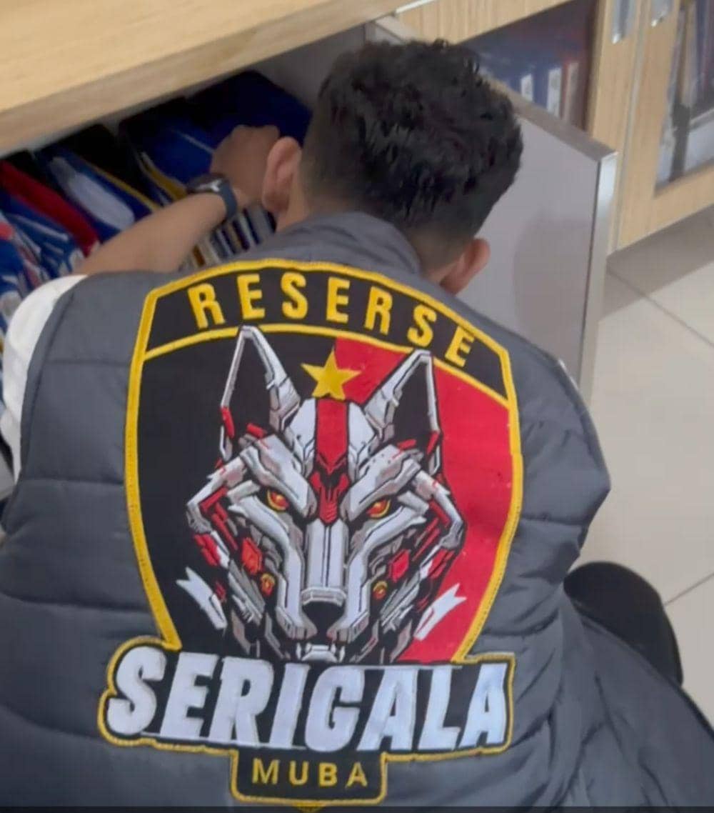 Unit Tipidkor Sat Reskrim Polres Muba menggeledah kantor PT Muba Energy  Power. (Dok. Polres Muba)