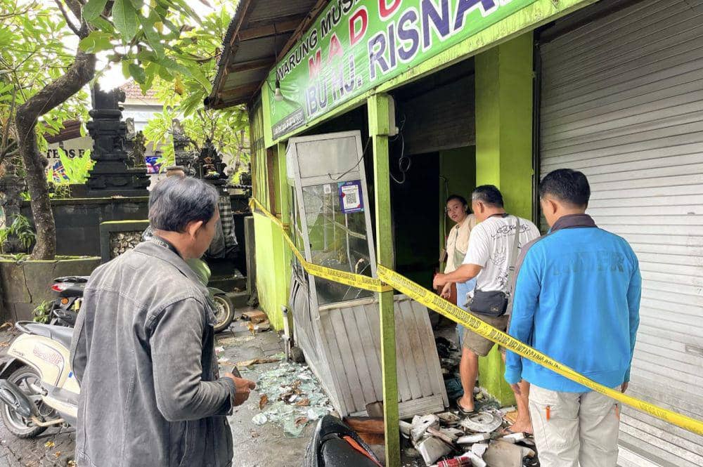 Perusakan dan pembakaran warung (Dok.IDN Times/istimewa)