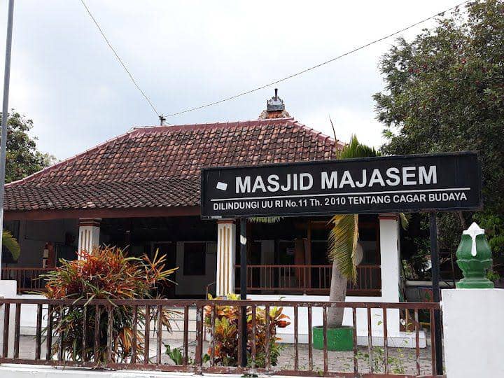 Masjid Majasem, Klaten (google.com/maps/Nugraheni Ratna)