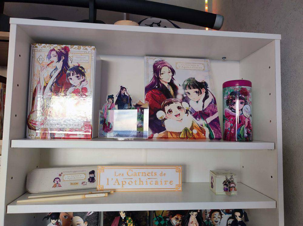 potret koleksi Apothecary Diaries (reddit.com/user/Byleth87)