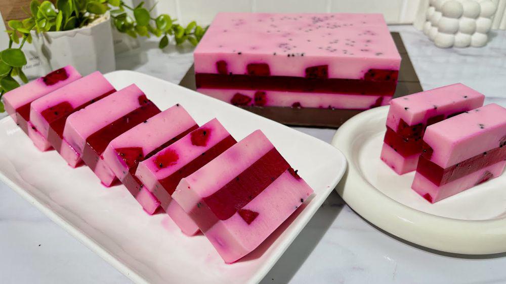 Resep Puding Susu Buah Naga, Dessert Nikmat untuk Buka Puasa