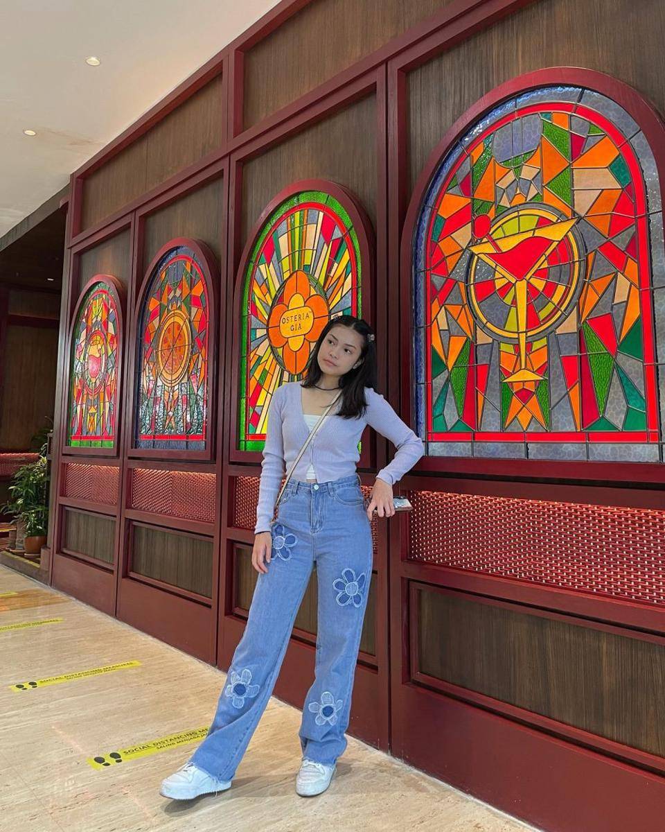 OOTD Pemain Film Rangga dan Cinta (instagram.com/jasminendya)