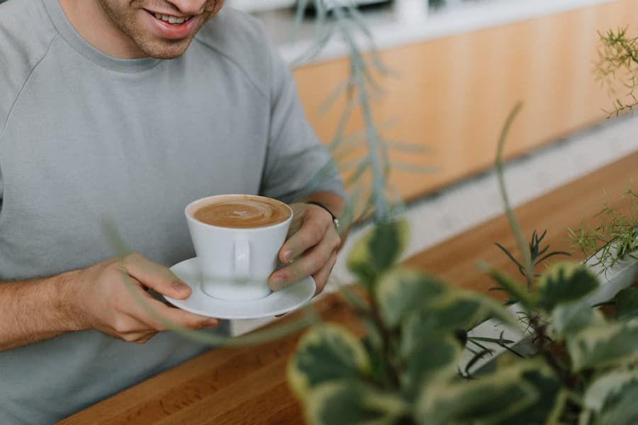 Kenapa Minum Kopi Menyebabkan Jantung Berdebar? Ini Alasannya