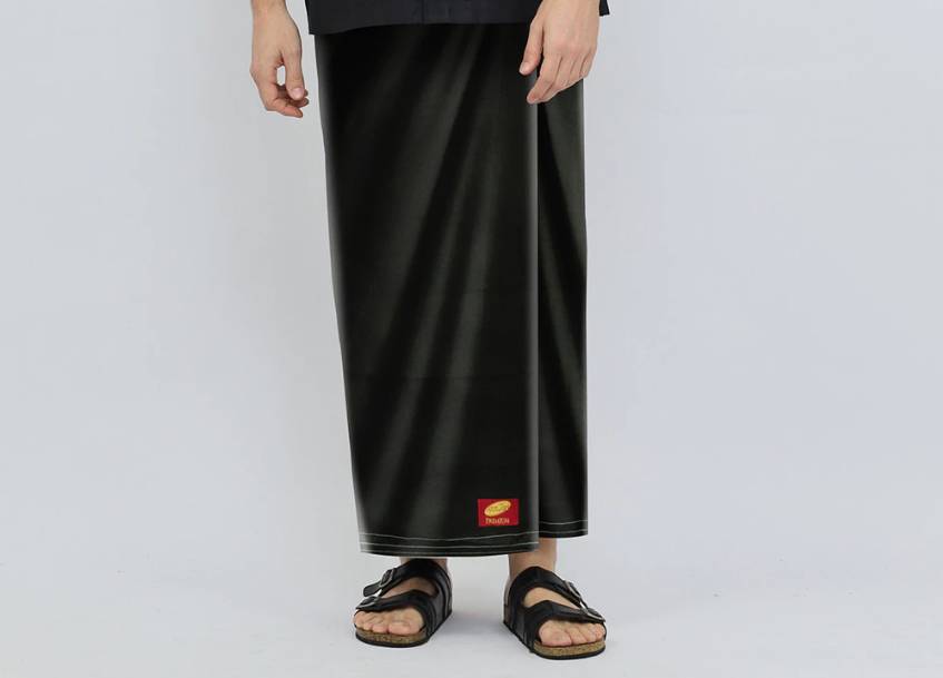 Atlas Premium 720 Original Hitam (shopee.co.id/Sarung Atlas Official Shop)