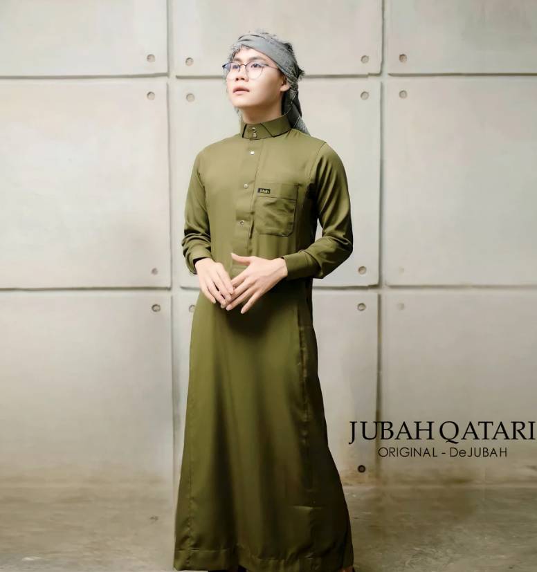 DeJubah Qatari Gamis Slimfit (shopee.co.id/De Jubah Official Shop)