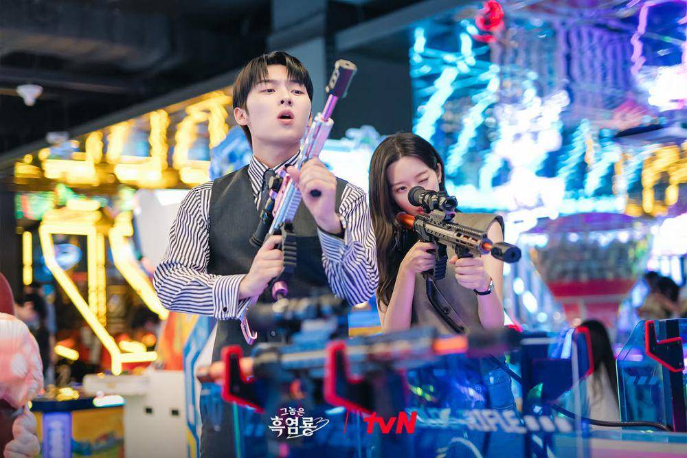 still cut drama My Dearest Nemesis (instagram.com/tvn_drama)