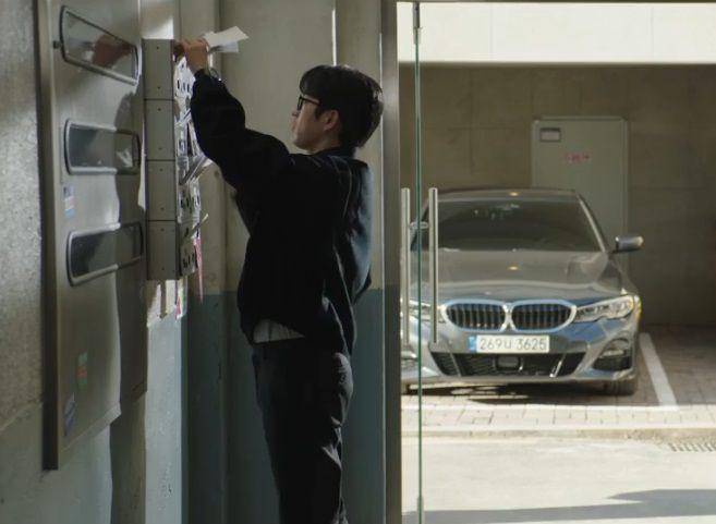 still cut drama Korea The Witch (www.youtube.com/@play-channelA)
