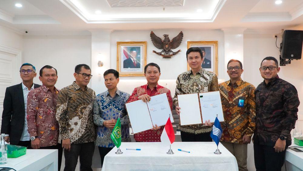 Kemenag dan Garuda Teken Kerja Sama Penerbangan Haji 2025