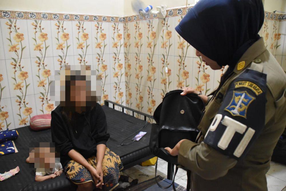 Operasi Yustisi di  Indekos, Satpol PP Temukan Bayi Malanutrisi