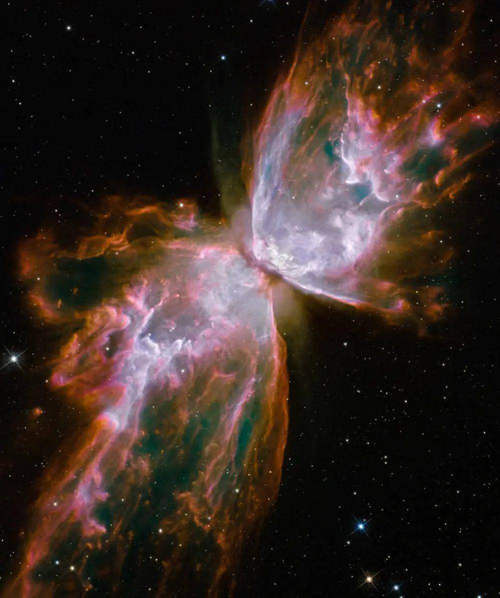 ilustrasi nebula yang menyerupai bentuk kupu-kupu (nasa.gov)