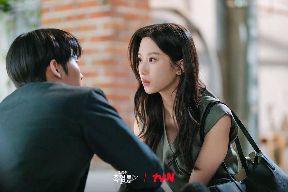 Still cut drama My Dearest Nemesis (instagram.com/tvn_drama)