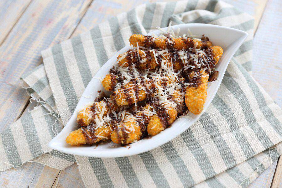 Ide menu takjil pisang (freepik.com/nichohm88)