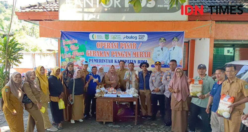 Foto jajaran Disperindag Bima saat gelar pasar murah (Dok/Istimewa)