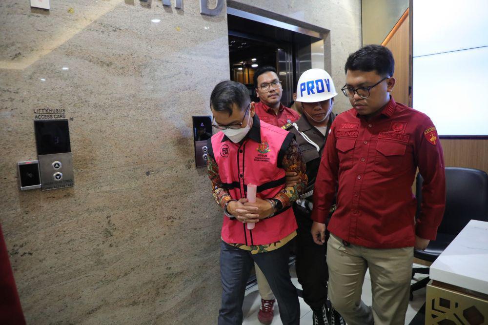 TOP 5: Lokasi Pengoplosan BBM Pertamina hingga Gratis Masuk Ancol