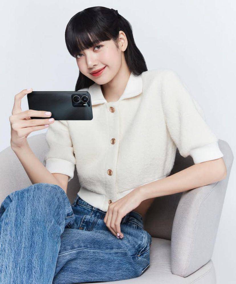 potret Lisa BLACKPINK (instagram.com/lalalalisa_m)