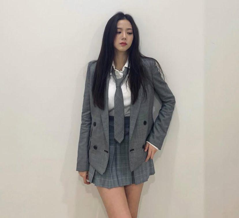 potret Jisoo BLACKPINK (instagram.com/sooyaaa__)