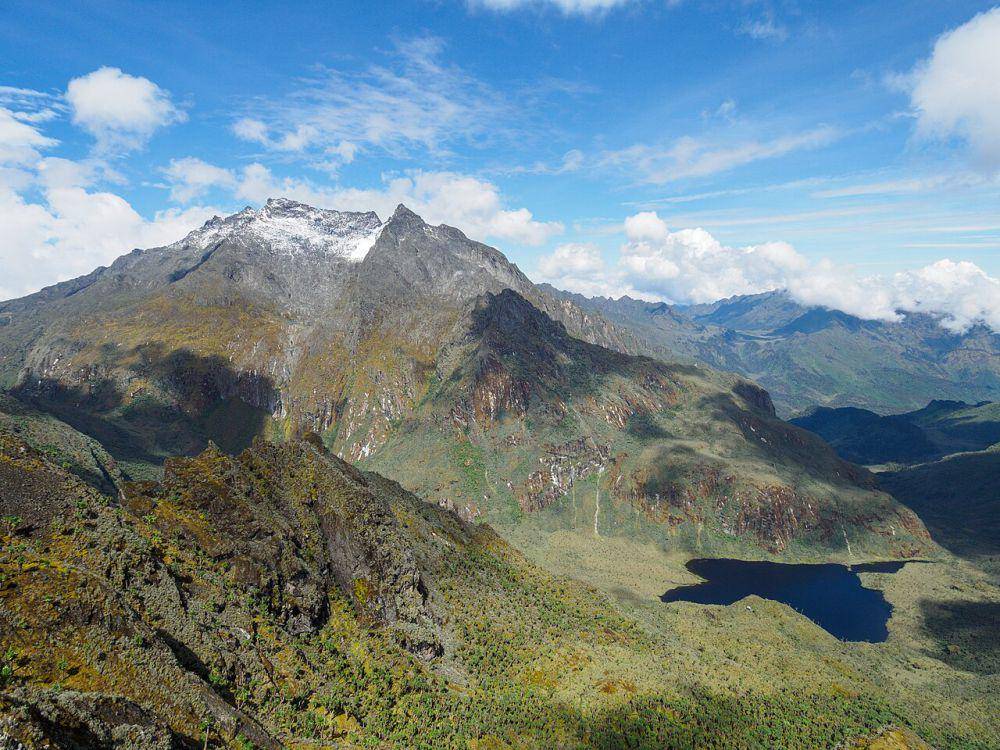 Gunung Rwenzori (Rafał Kozubek, CC-BY 4.0, via Wikimedia Commons)