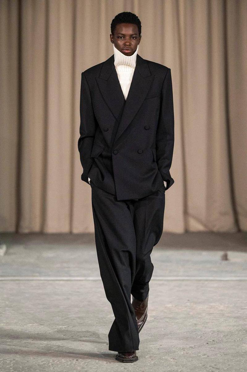 MITHRIDATE F/W 2025-26 di London Fashion Week (dok. Mithridate)