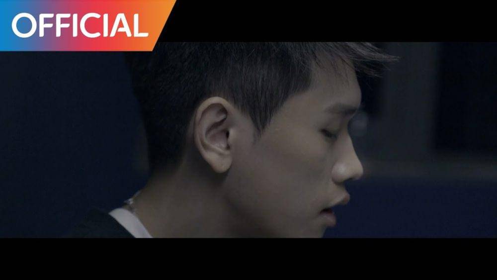 cuplikan MV "Be By My Side" (youtube.com/Stone Music Entertainment)