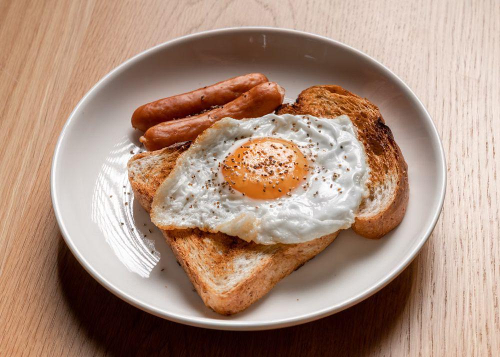 10 Resep Menu Sahur dari Roti yang Praktis, tapi Mengenyangkan