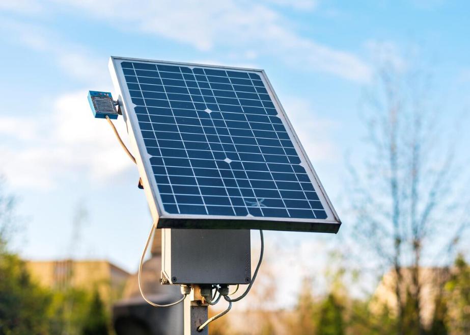 5 Rekomendasi Solar Charger untuk Rumah Ramah Lingkungan