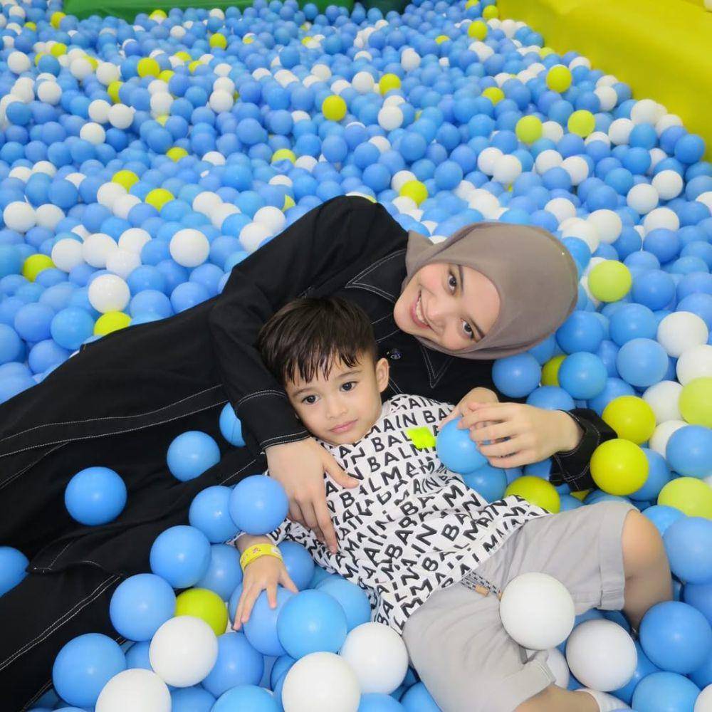potret Putri Delina dan Adzam (instagram.com/putridelinaa)
