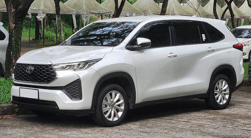Kijang Innova Zenix 2.0 V 2022