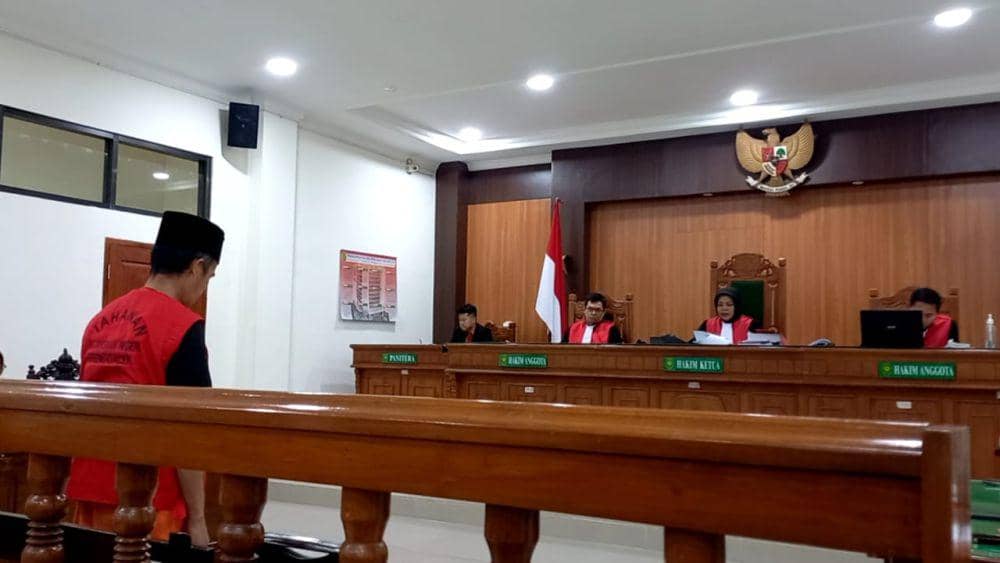 Kyai Cabul di Trenggalek Divonis 14 Tahun Penjara