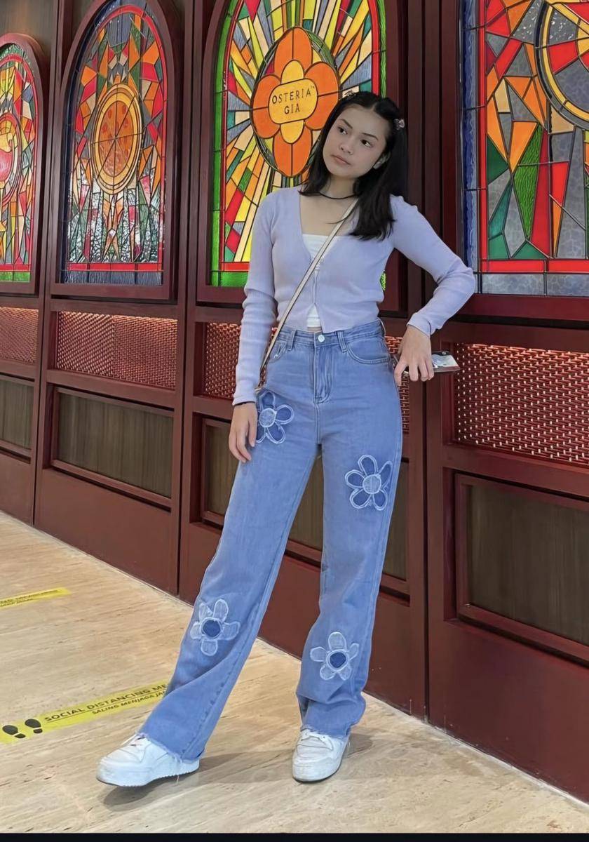 OOTD ala Jasmine Nadya (instagram.com/jasminendya)