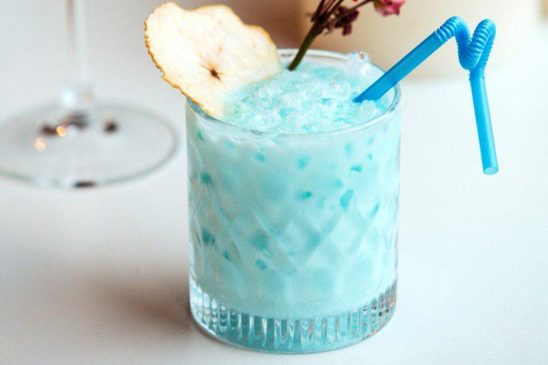 5 Resep Minuman Berbahan Bunga Telang, Pas Jadi Pelepas Dahaga