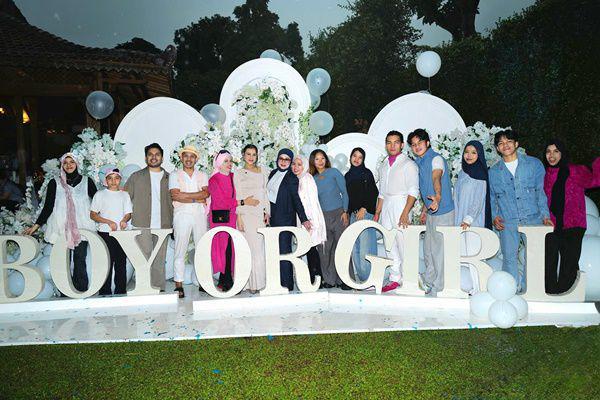 Potret Gen Halilintar dan Keluarga Massaid di Gender Reveal Aaliyah