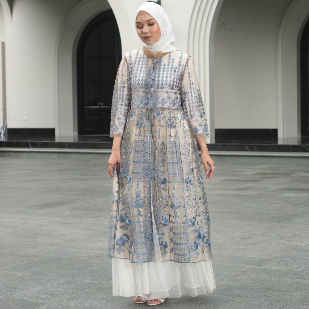 Holy Peony Maheera Outer Panjang Brokat (shopee.co.id/Holy Peony Official Store)