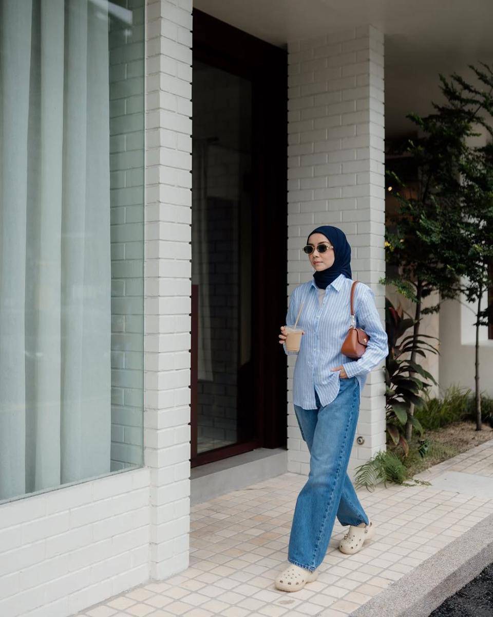 potret ide OOTD hijab buat main ala Mira Filzah (instagram.com/mfmirafilzah)