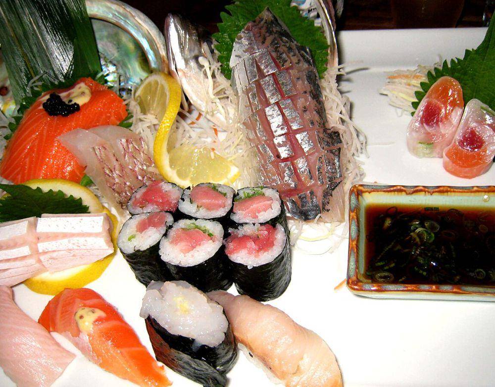 ilustrasi omakase (commons.wikimedia.org/Greg Ma)