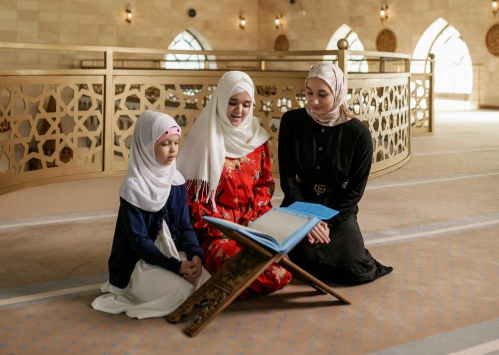 5 Cara Melatih Anak Suka Mengaji Alquran, Wajib Sabar!