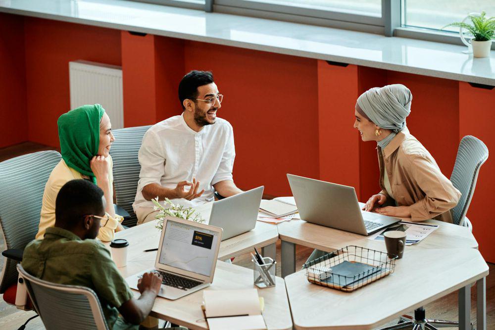 ilustrasi suasana kantor (pexels.com/Edmond Dantès)