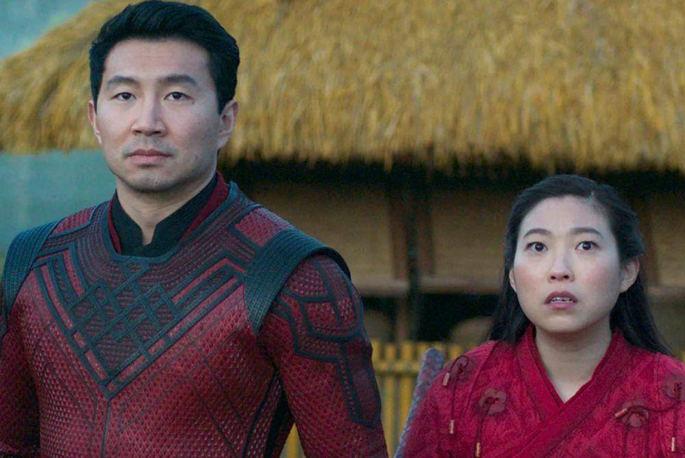 Simu Liu dan Awkwafina dalam Shang Chi and the Legend of the Ten Rings (dok. Marvel Studios/Shang Chi and the Legend of the Ten Rings)