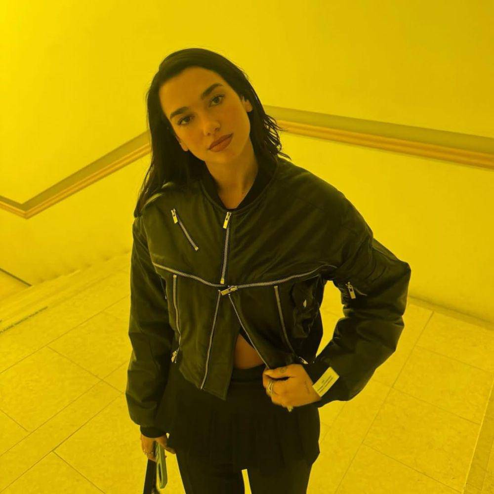Dua Lipa (instagram.com/@dualipa)