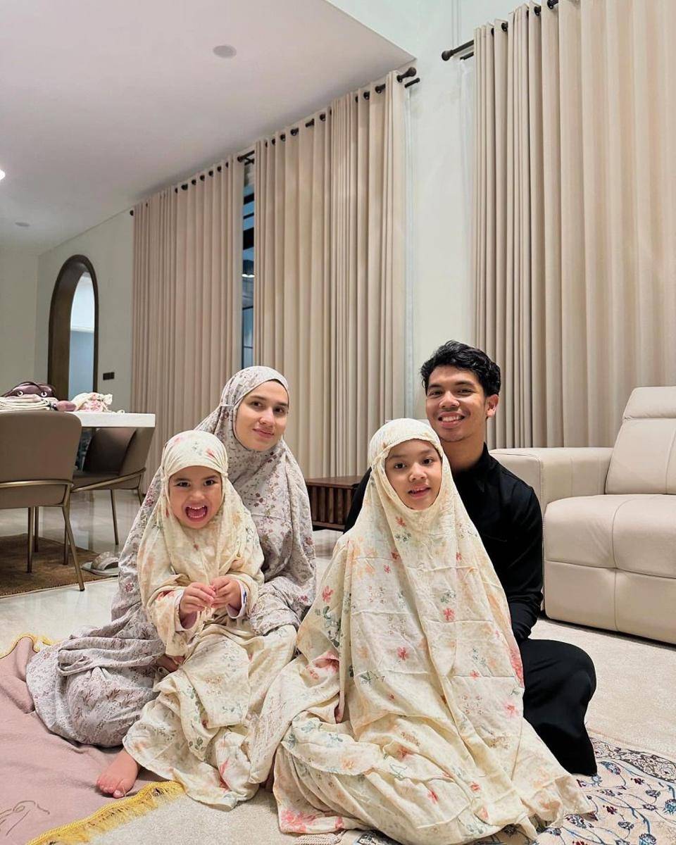 artis tarawih hari pertama (Instagram.com/dwihandaahanda)