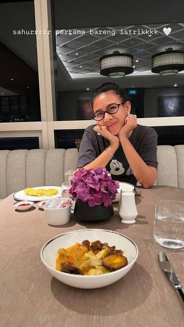 artis sahur hari pertama (Instagram.com/angga)
