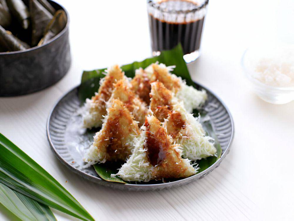 Kue lupis (IStock.com/Ika Rahma)