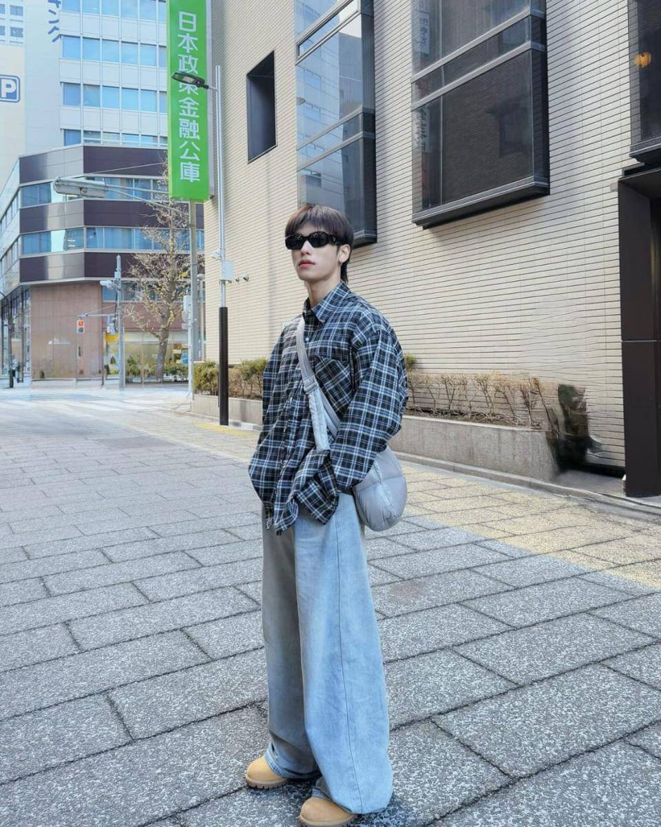 OOTD pakai kemeja ala Offroad Kantapon (instagram.com/totogaback)