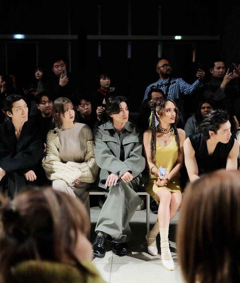 potret Cinta Laura di Milan Fashion Week 2025 (Instagram.com/claurakiehl)
