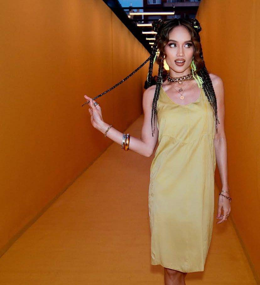 potret Cinta Laura di Milan Fashion Week 2025 (Instagram.com/claurakiehl