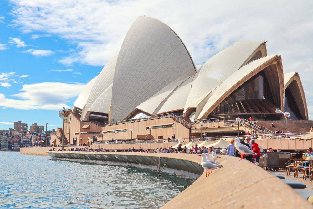 ilustrasi opera house di Australia (pexels.com/Brett Stone)