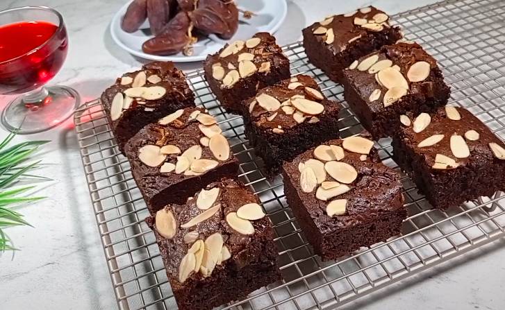 brownies kurma (YouTube.com/Rema Kitchen Channel)