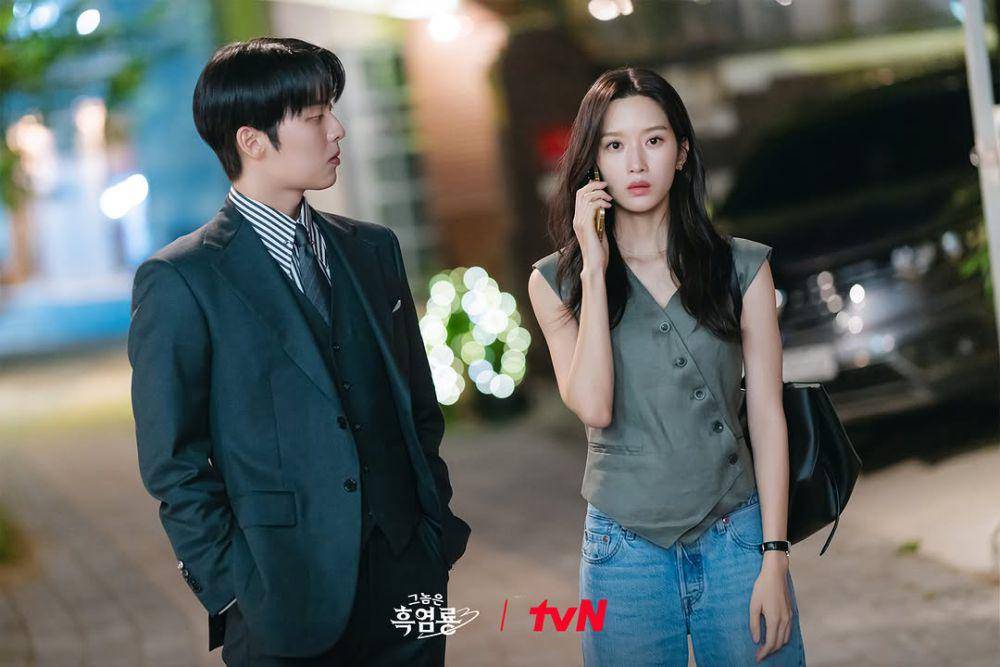 still cut My Dearest Nemesis (instagram.com/tvn_drama)